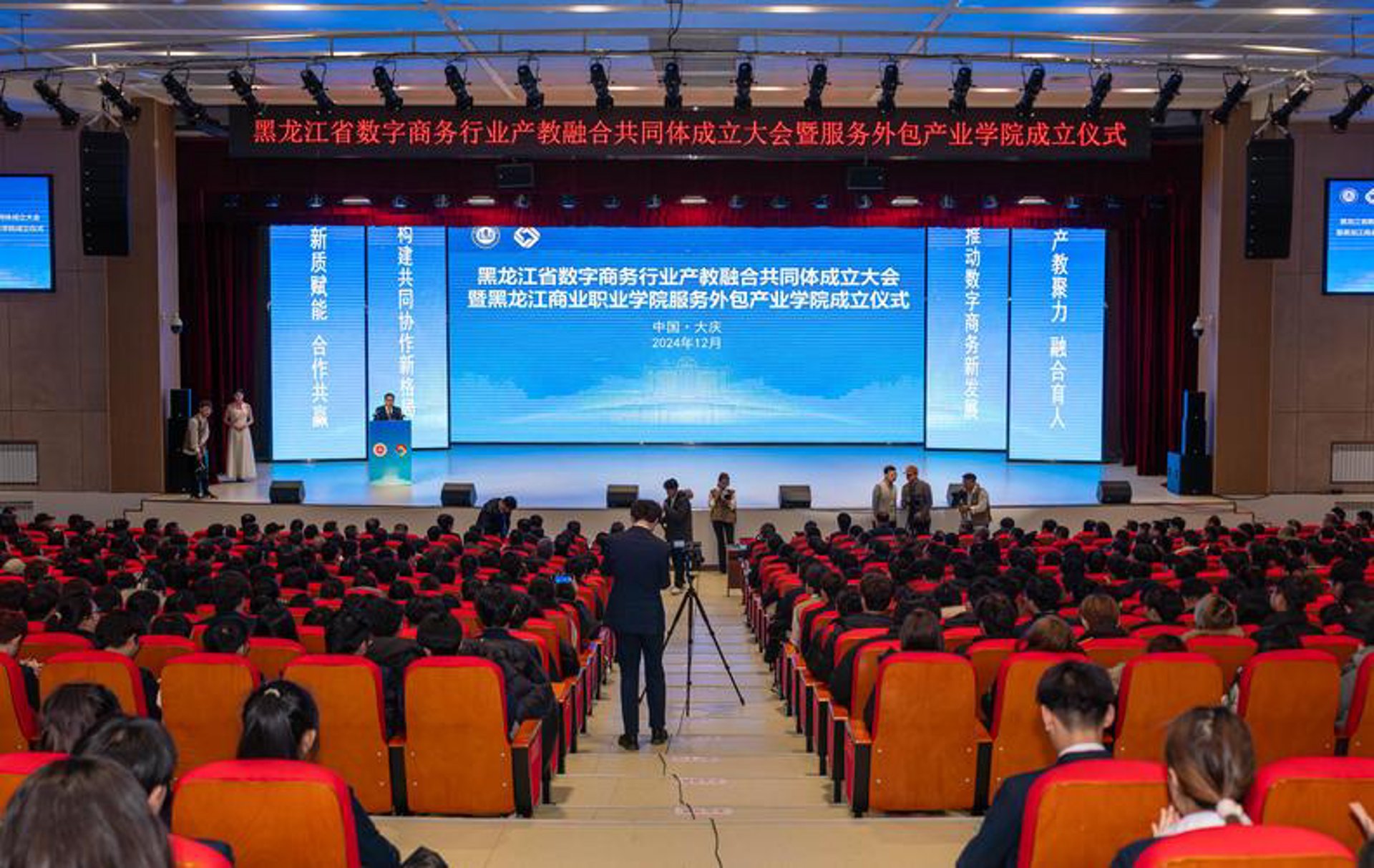 如何高效找到合适的吸污车报价